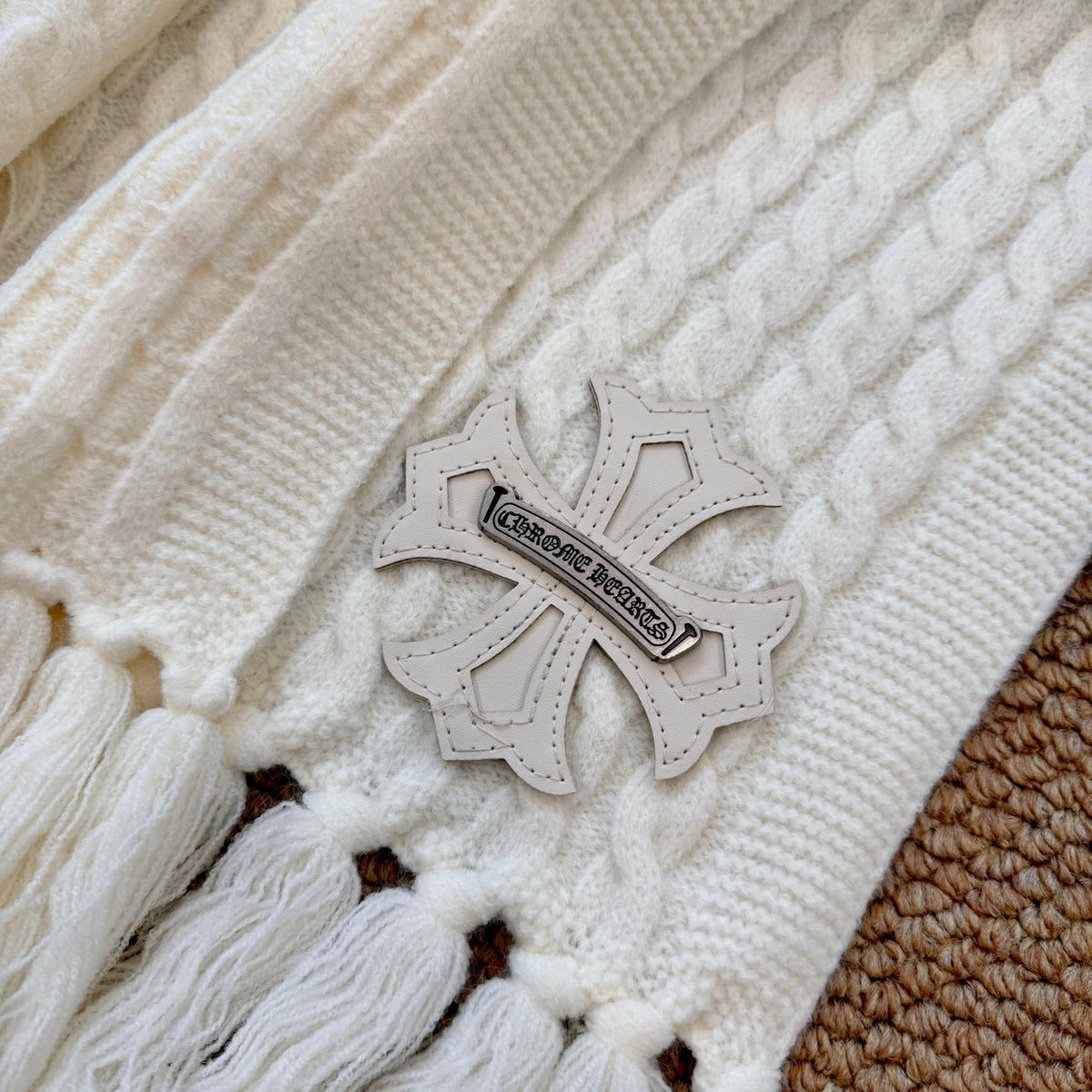 New York Yankees Style Cable-Knit Fringe Scarf